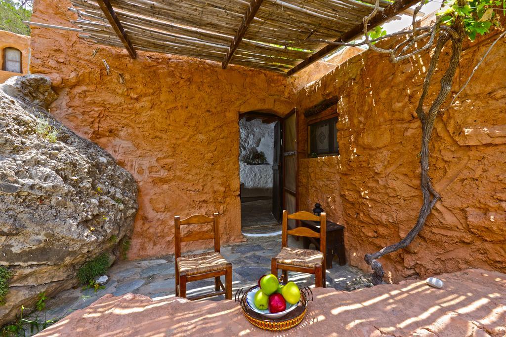 Aspros Potamos Aparthotel Makry Gialos  Room photo